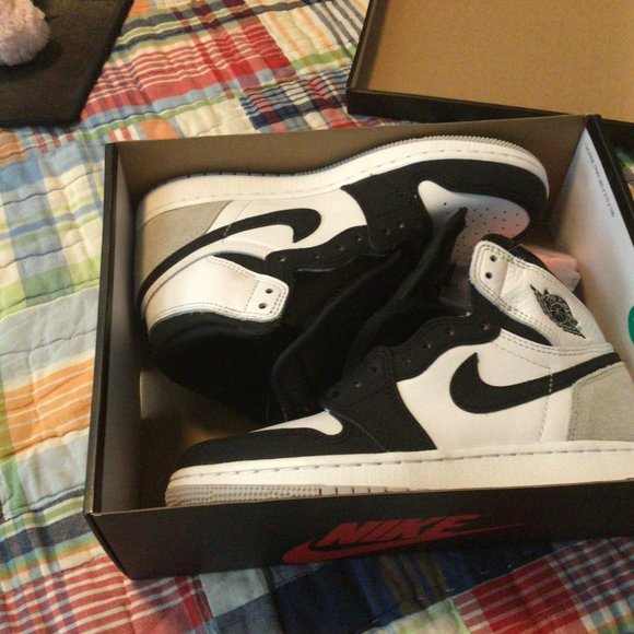 Air Jordan 1 Bleached Coral, size 4Y, 3.5 MENS NWT - Picture 2 of 2